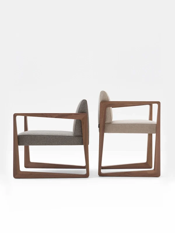 Askew - Image 4